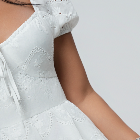 Pearl Lace Daydream